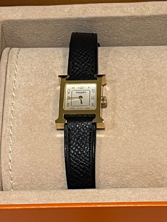 Hermès Heure H Watch（高級時計）の商品画像 - 査定依頼日：2026年5月18日 - 最高査定価格：180,000円