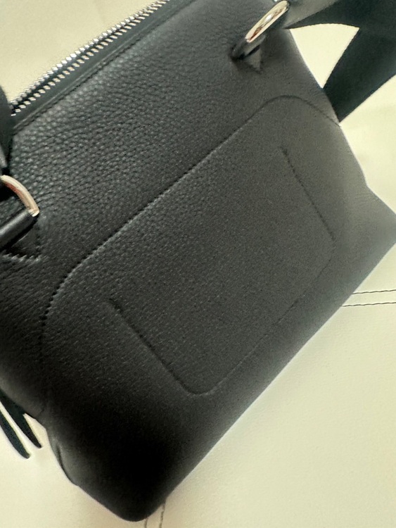 ボリード メッセンジャー（ブランドバッグ）の商品画像 - 査定依頼日：2025年11月16日 - 最高査定価格：900,000円