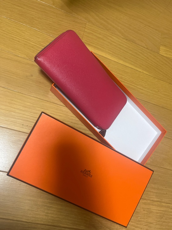 シルクインウォレット（ブランド財布・小物）の商品画像 - 査定依頼日：2025年8月25日 - 最高査定価格：50,000円