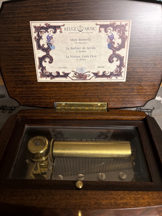 リュージュ　オルゴール　50弁3曲（美術品・骨董品）の商品画像 - 査定依頼日：2026年4月2日 - 最高査定価格：51,000円