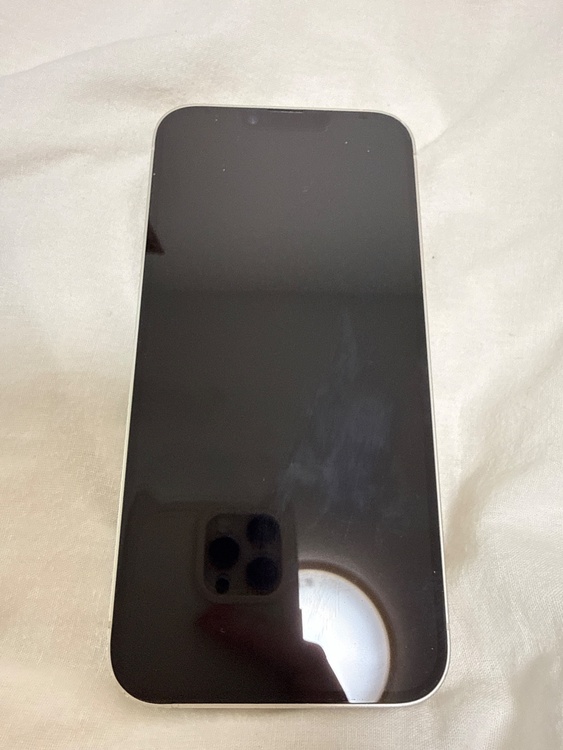 iPhone14plus（スマホ）の商品画像 - 査定依頼日：2026年5月20日 - 最高査定価格：44,000円