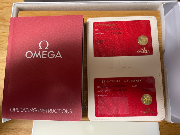 オメガ スピードマスター （高級時計）の商品画像 - 査定依頼日：2025年10月25日 - 最高査定価格：430,000円