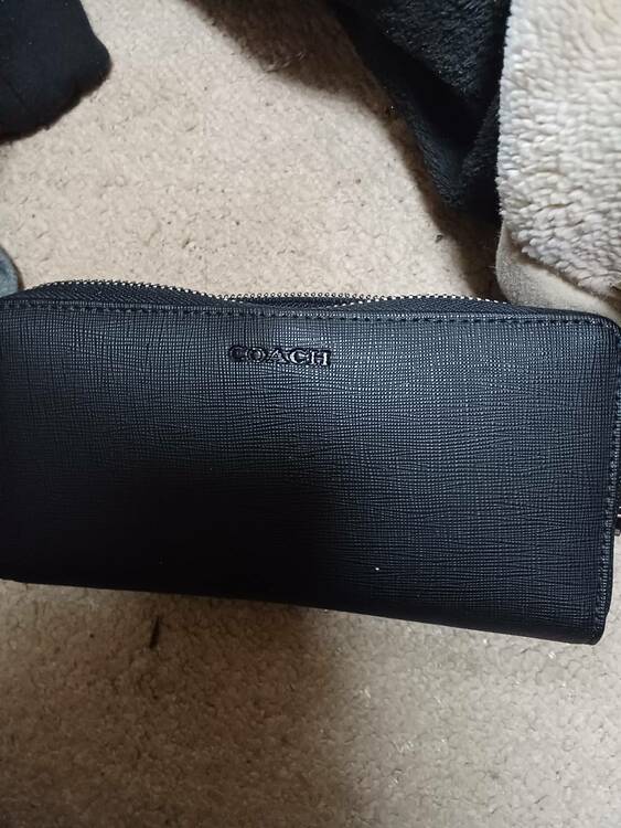 コーチレキシントンF74769（ブランド財布・小物）の商品画像 - 査定依頼日：2026年2月16日 - 最高査定価格：2,500円