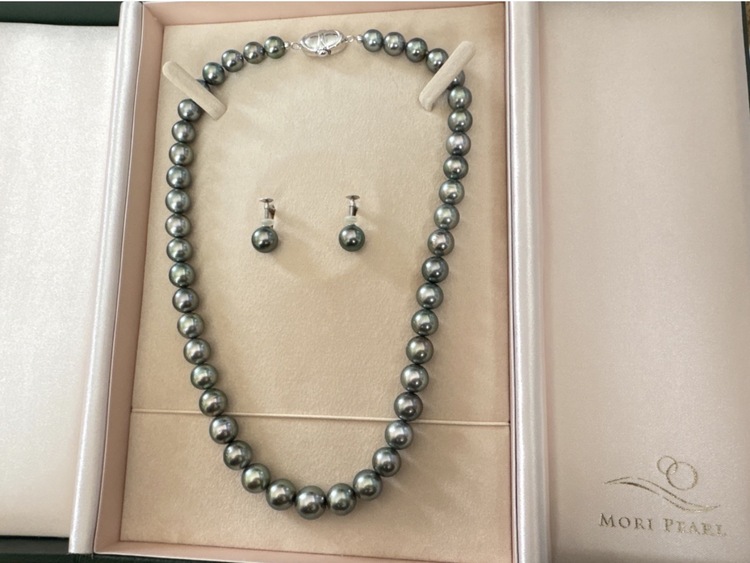 黒蝶パールネックレスk18wg（金・貴金属）の商品画像 - 査定依頼日：2026年3月13日 - 最高査定価格：250,000円