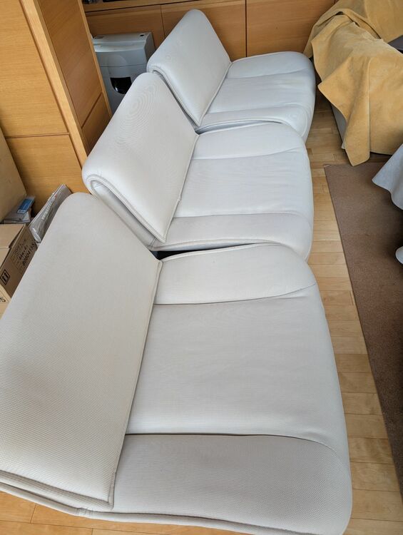 カッシーナ　ヴェランダ　三人掛けソファー（家具・寝具）の商品画像 - 査定依頼日：2025年6月20日 - 最高査定価格：5,000円