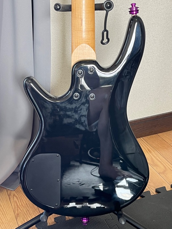 ベースギター（ピアノ・楽器・PA機材）の商品画像 - 査定依頼日：2025年8月25日 - 最高査定価格：1,000円