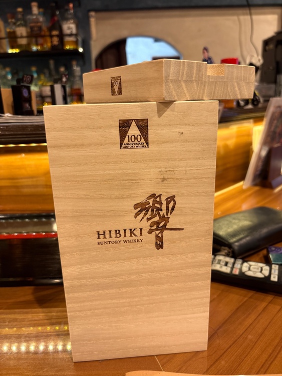 100周年記念（お酒）の商品画像 - 査定依頼日：2026年8月18日 - 最高査定価格：46,000円