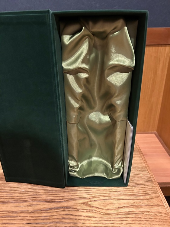 新政 六号酵母生誕90周年記念酒 美郷錦（お酒）の商品画像 - 査定依頼日：2025年7月5日 - 最高査定価格：5,500円