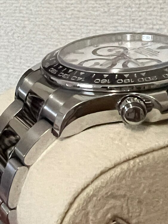 ロレックス デイトナ 126500l（高級時計）の商品画像 - 査定依頼日：2025年4月24日 - 最高査定価格：4,350,000円