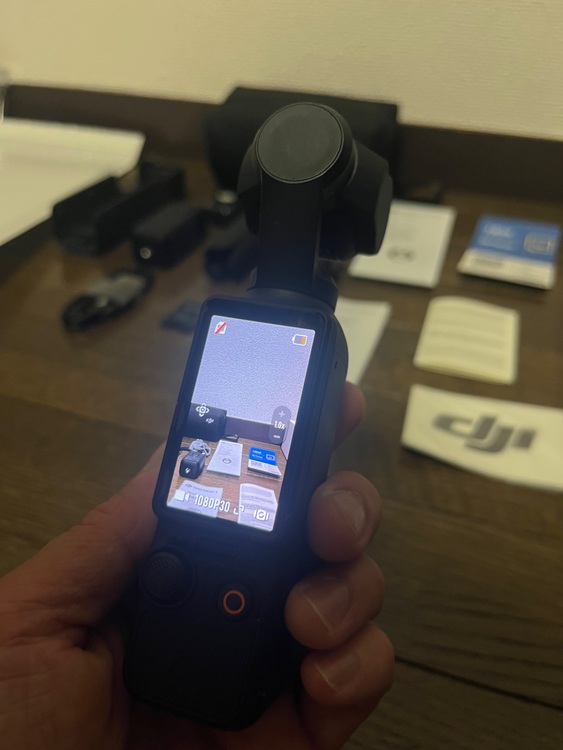 DJI osmo pocket 3 creator combo（カメラ）の商品画像 - 査定依頼日：2025年10月14日 - 最高査定価格：63,000円