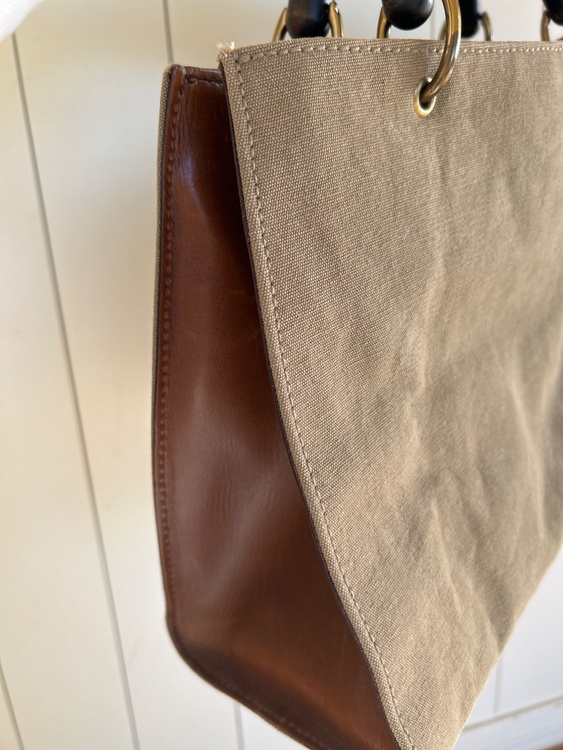 グッチ  （ブランドバッグ）の商品画像 - 査定依頼日：2025年12月18日 - 最高査定価格：30,000円