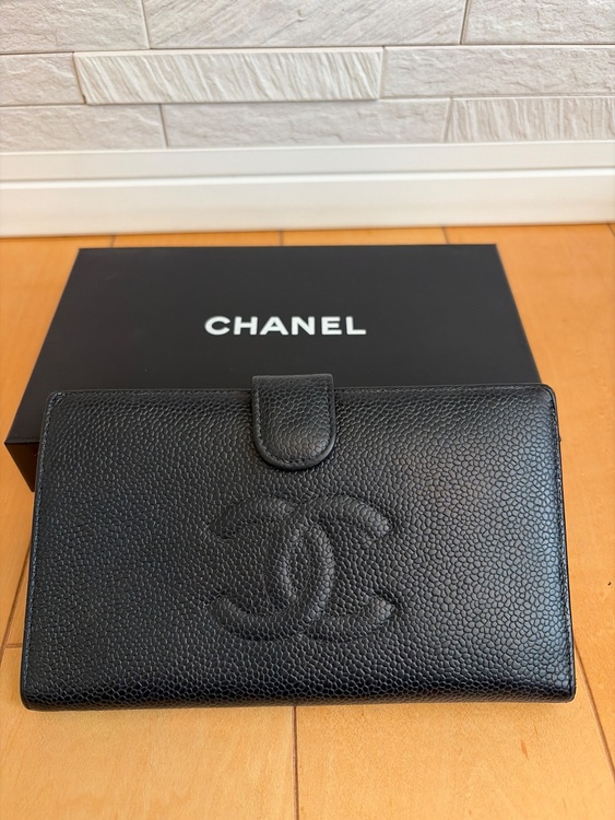 CHANEL 13498（ブランド財布・小物）の商品画像 - 査定依頼日：2026年10月20日 - 最高査定価格：100,000円
