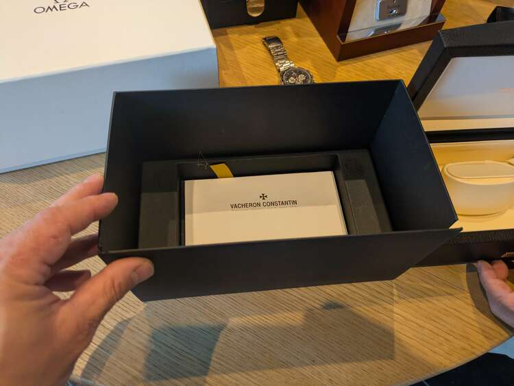 ヴァシュロン コンスタンタン その他 X47R8293（高級時計）の商品画像 - 査定依頼日：2025年3月19日 - 最高査定価格：2,000,000円