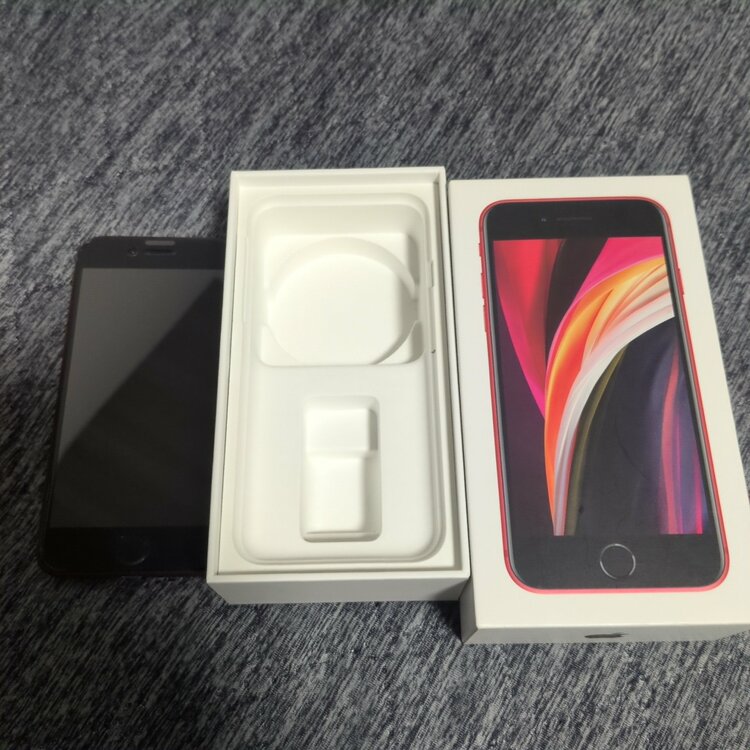 iPhone iPhone SE (第 2 世代) 64GB SIMフリー（スマホ）の商品画像 - 査定依頼日：2026年9月20日 - 最高査定価格：8,000円