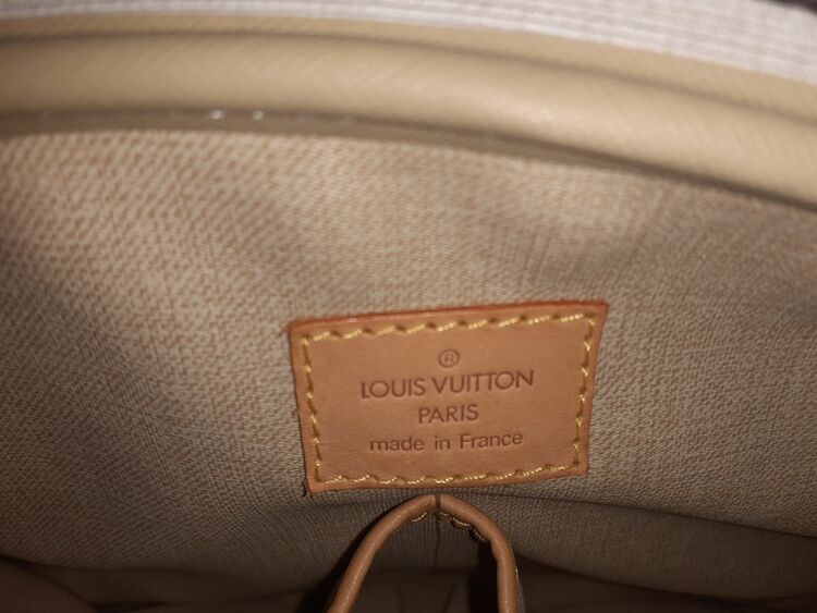 トゥルーヴィル（ブランドバッグ）の商品画像 - 査定依頼日：2025年11月15日 - 最高査定価格：70,000円