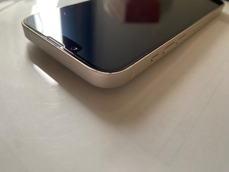 iPhone 14 128GB SIMフリー（スマホ）の商品画像 - 査定依頼日：2026年3月28日 - 最高査定価格：43,000円