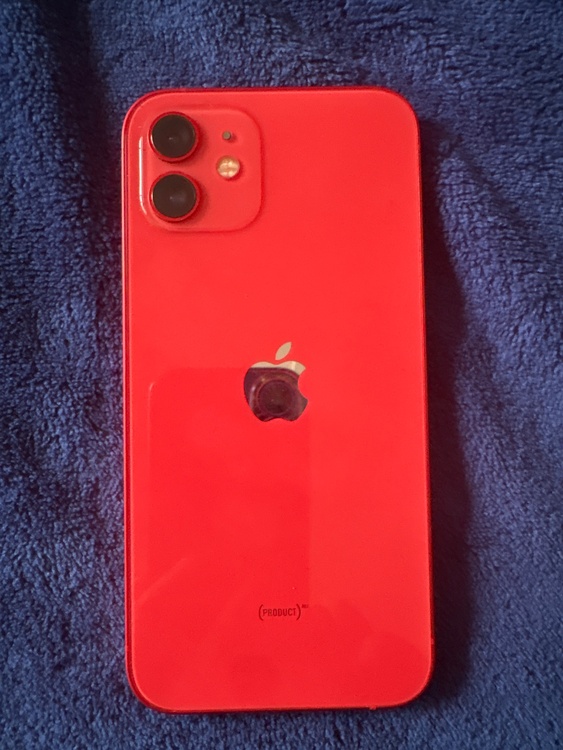 iPhone iPhone 12 64GB au（スマホ）の商品画像 - 査定依頼日：2026年8月28日 - 最高査定価格：23,000円
