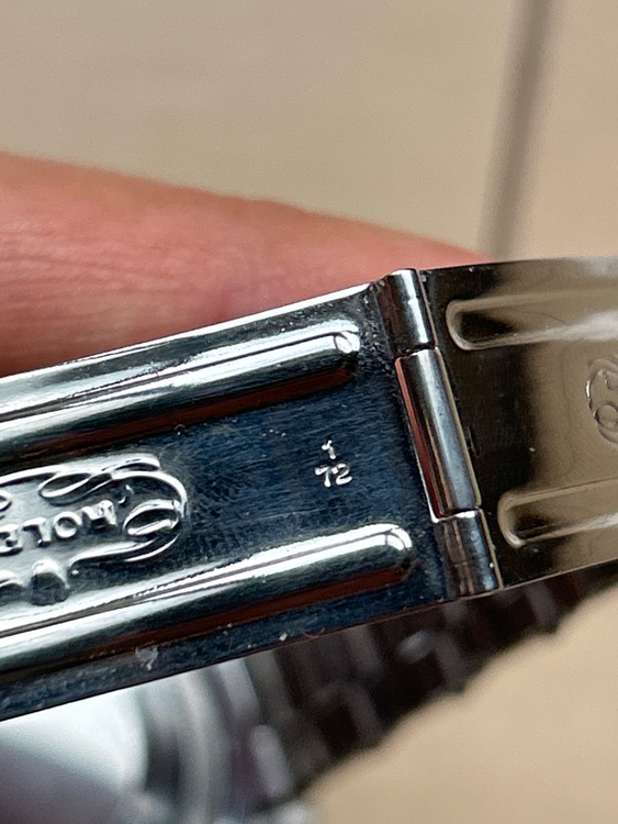 ロレックス エクスプローラー 101（高級時計）の商品画像 - 査定依頼日：2026年3月26日 - 最高査定価格：2,500,000円