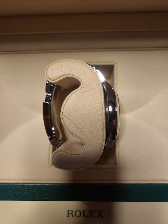 ロレックス デイトジャスト 126300（高級時計）の商品画像 - 査定依頼日：2025年2月2日 - 最高査定価格：1,620,000円