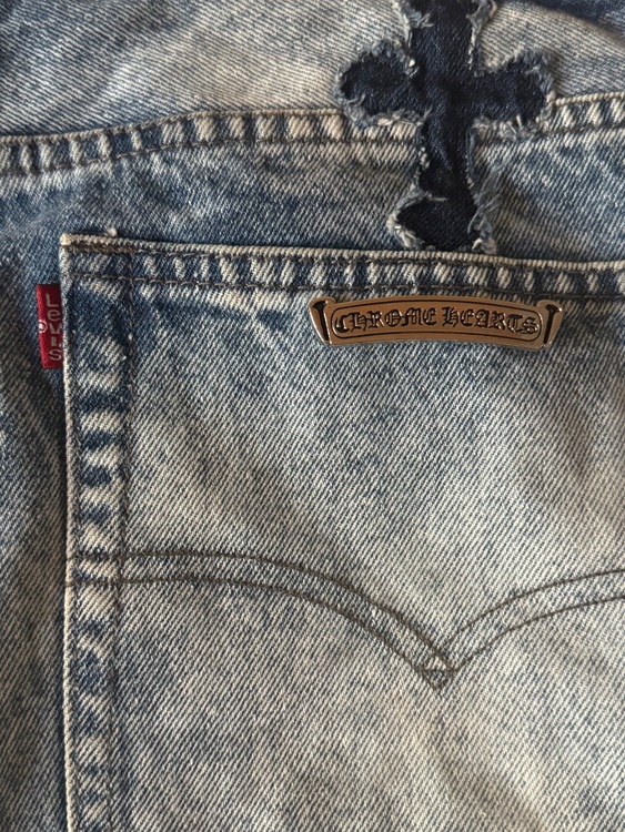 クロムハーツ パンツ クロスパッチ（古着・ファッション）の商品画像 - 査定依頼日：2025年7月27日 - 最高査定価格：6,000円