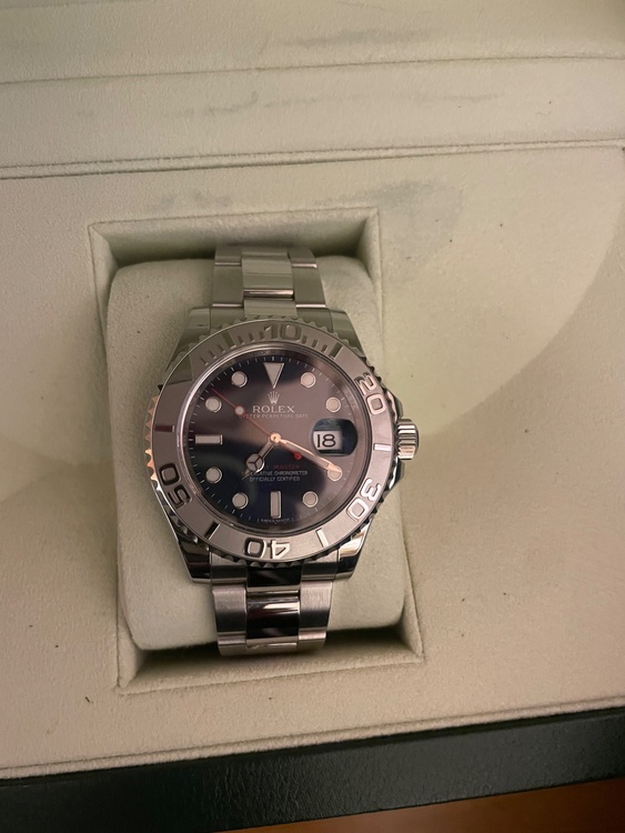 ロレックス ヨットマスター （高級時計）の商品画像 - 査定依頼日：2026年2月16日 - 最高査定価格：2,000,000円