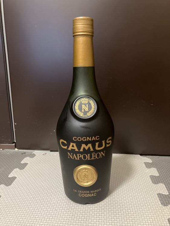 ブランデー カミュ （お酒）の商品画像 - 査定依頼日：2026年2月16日 - 最高査定価格：2,000円