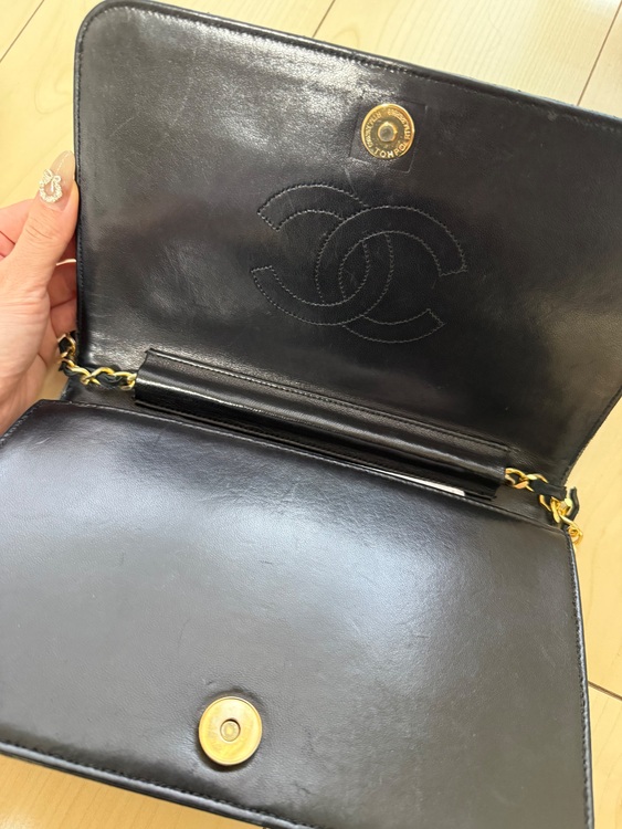 名称・型番不明（ブランドバッグ）の商品画像 - 査定依頼日：2025年11月23日 - 最高査定価格：100,000円