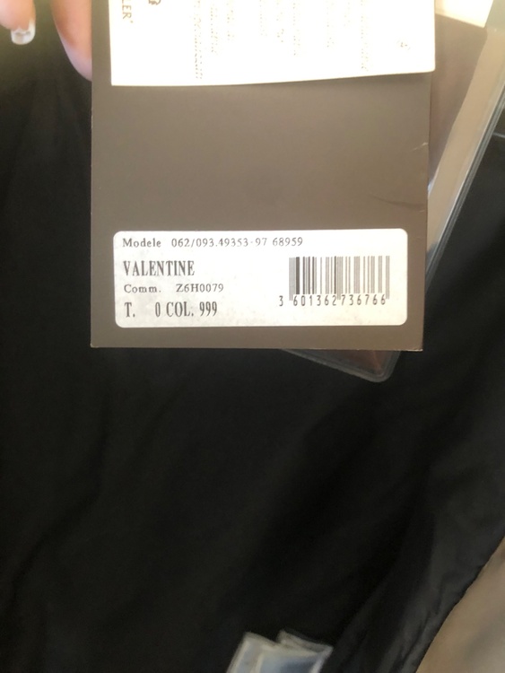 VARENTINE（古着・ファッション）の商品画像 - 査定依頼日：2025年12月7日 - 最高査定価格：20,000円