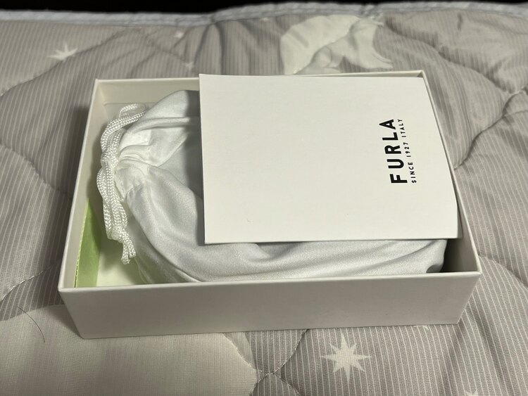 その他 フルラ （ブランドバッグ）の商品画像 - 査定依頼日：2024年12月25日 - 最高査定価格：3,000円