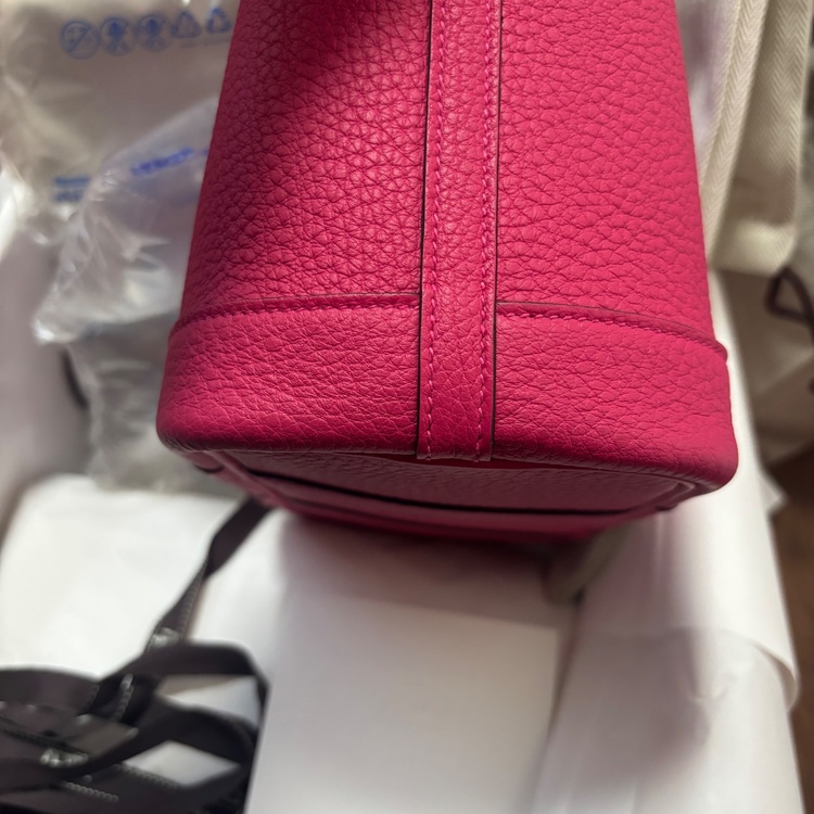 ネオガーデン（ブランドバッグ）の商品画像 - 査定依頼日：2026年1月10日 - 最高査定価格：660,000円