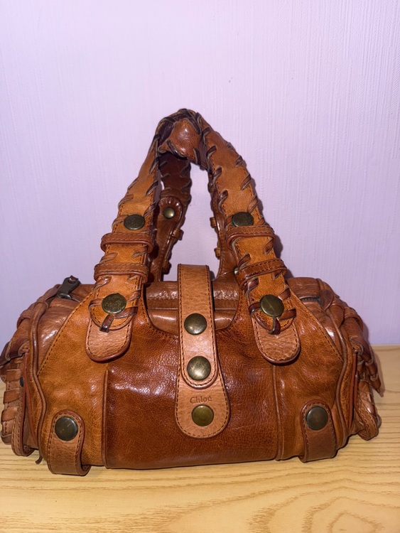 その他 クロエ （ブランドバッグ）の商品画像 - 査定依頼日：2025年9月27日 - 最高査定価格：35,000円