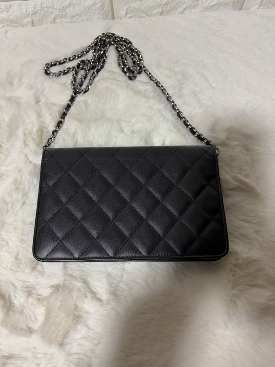 チェーンウォレット（ブランドバッグ）の商品画像 - 査定依頼日：2025年9月23日 - 最高査定価格：350,000円