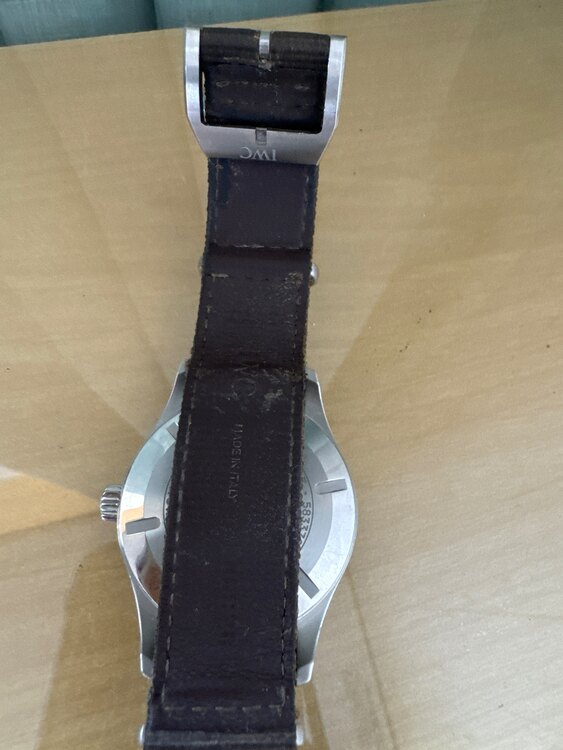 IWC パイロットウォッチ IW326801（高級時計）の商品画像 - 査定依頼日：2025年4月28日 - 最高査定価格：500,000円