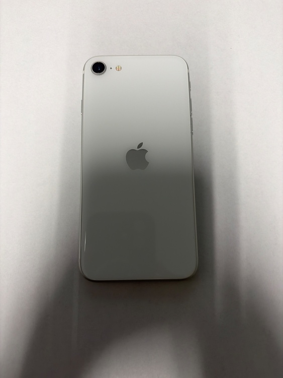 iPhone SE2 64GB SIMフリー（スマホ）の商品画像 - 査定依頼日：2026年4月20日 - 最高査定価格：13,000円
