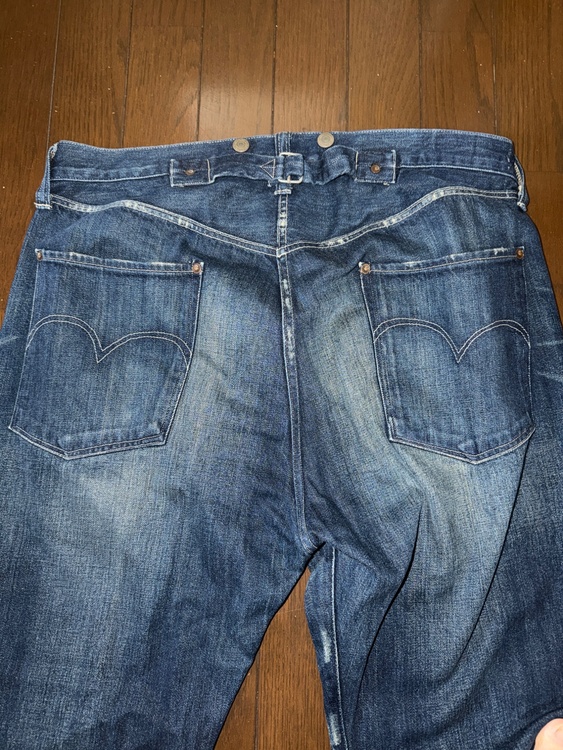 リーバイス（古着・ファッション）の商品画像 - 査定依頼日：2026年4月4日 - 最高査定価格：4,000円