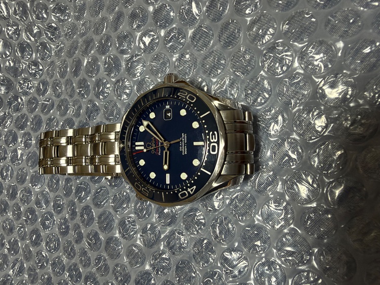 OMEGA 212.30.41.20.03.001 シーマスター ダイバー300M 自動巻き デイト（高級時計）の商品画像 - 査定依頼日：2026年10月10日 - 最高査定価格：470,000円