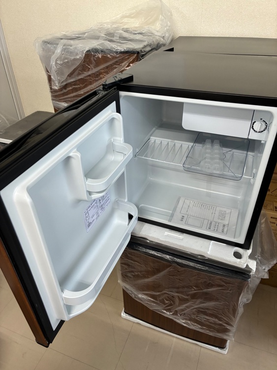 Z-MAX コンプレッサー式冷蔵庫48L ZR-48木目調（家電）の商品画像 - 査定依頼日：2025年12月22日 - 最高査定価格：2,000円