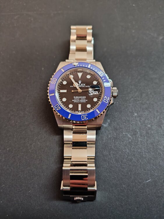 サブマリーナー デイトホワイトゴールド（高級時計）の商品画像 - 査定依頼日：2026年1月9日 - 最高査定価格：5,300,000円