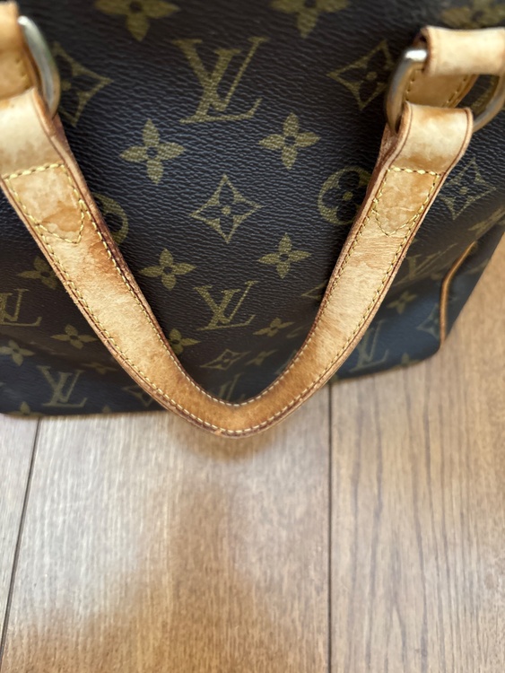 バニティニヨールハンドバック（ブランドバッグ）の商品画像 - 査定依頼日：2025年12月19日 - 最高査定価格：55,000円