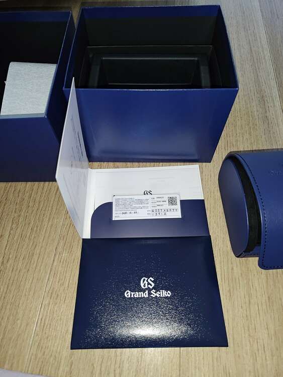 グランドセイコーGMT（高級時計）の商品画像 - 査定依頼日：2024年12月30日 - 最高査定価格：480,000円