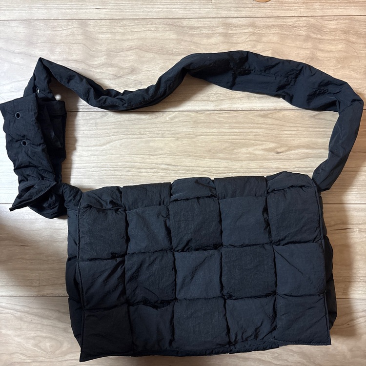 ボッテガ・ヴェネタ  （ブランドバッグ）の商品画像 - 査定依頼日：2025年9月27日 - 最高査定価格：85,000円