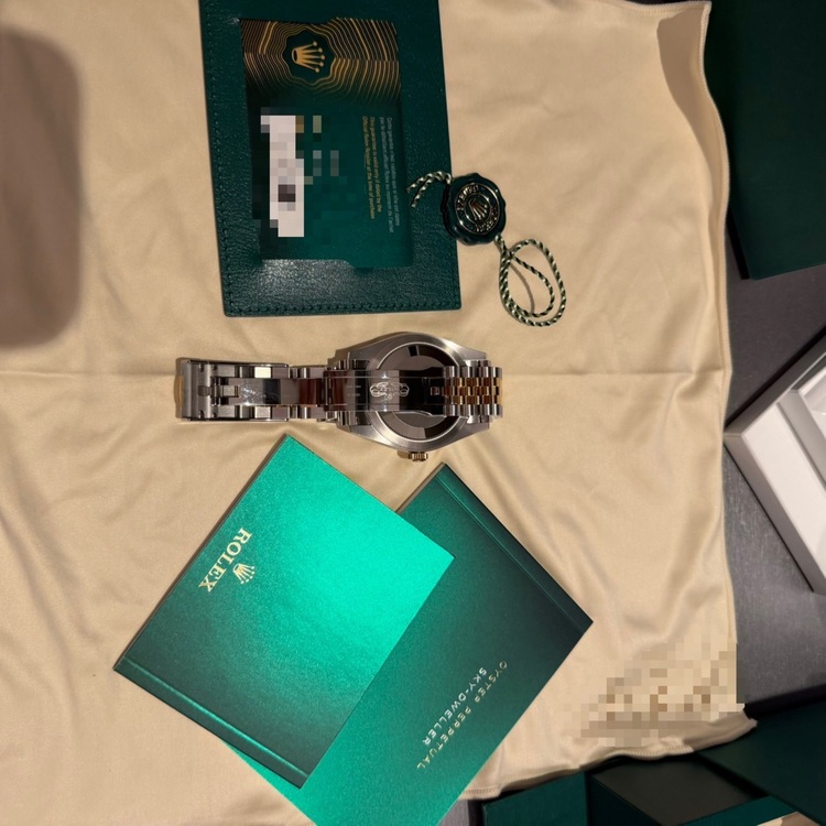 スカイドゥエラー 336933 [ジュビリーブレスレット シャンパン]（高級時計）の商品画像 - 査定依頼日：2025年10月22日 - 最高査定価格：3,400,000円