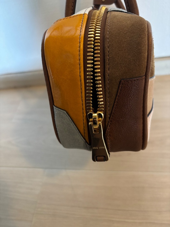 ボーパッチワークバック（ブランドバッグ）の商品画像 - 査定依頼日：2026年4月28日 - 最高査定価格：260,000円