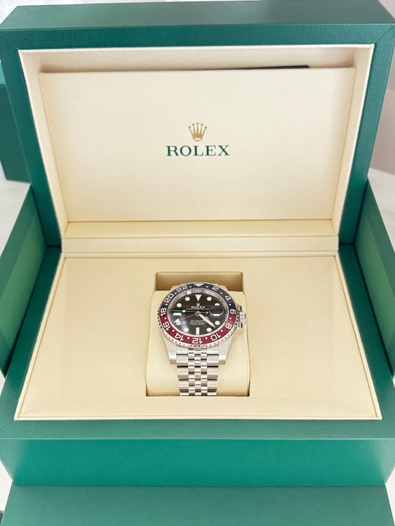 ロレックス GMTマスター （高級時計）の商品画像 - 査定依頼日：2025年6月30日 - 最高査定価格：3,480,000円