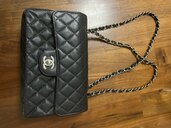 キャビアスキン、A01113 シルバー　マトラッセ（ブランドバッグ）の商品画像 - 査定依頼日：2024年12月26日 - 最高査定価格：1,000,000円