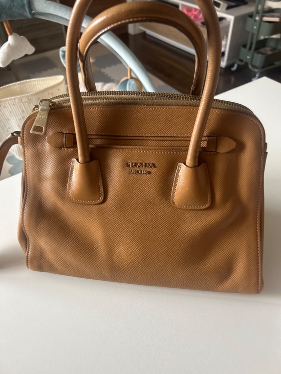 プラダ エピ （ブランドバッグ）の商品画像 - 査定依頼日：2025年7月29日 - 最高査定価格：60,000円