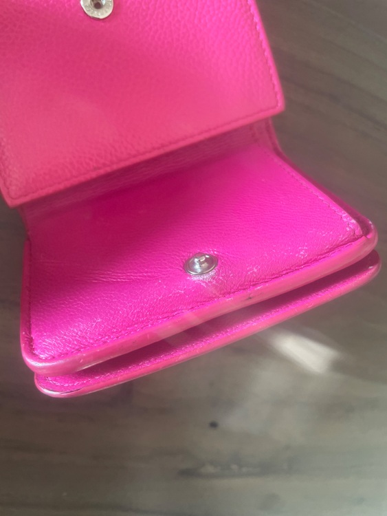 バレンシアガ  （ブランドバッグ）の商品画像 - 査定依頼日：2025年9月8日 - 最高査定価格：9,000円