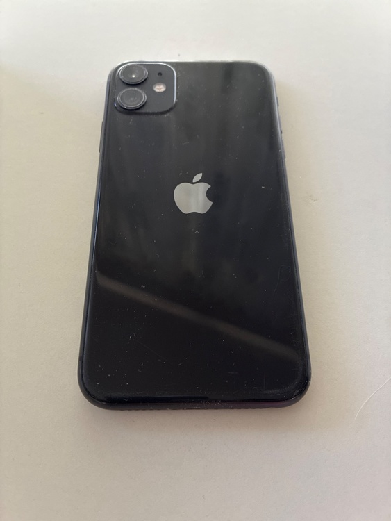 iPhone11 128GB Softbank（スマホ）の商品画像 - 査定依頼日：2026年5月5日 - 最高査定価格：19,000円