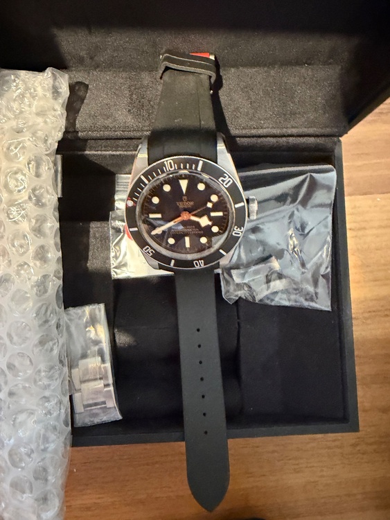 チューダー ヘリテージ 79230N（高級時計）の商品画像 - 査定依頼日：2026年4月5日 - 最高査定価格：400,000円