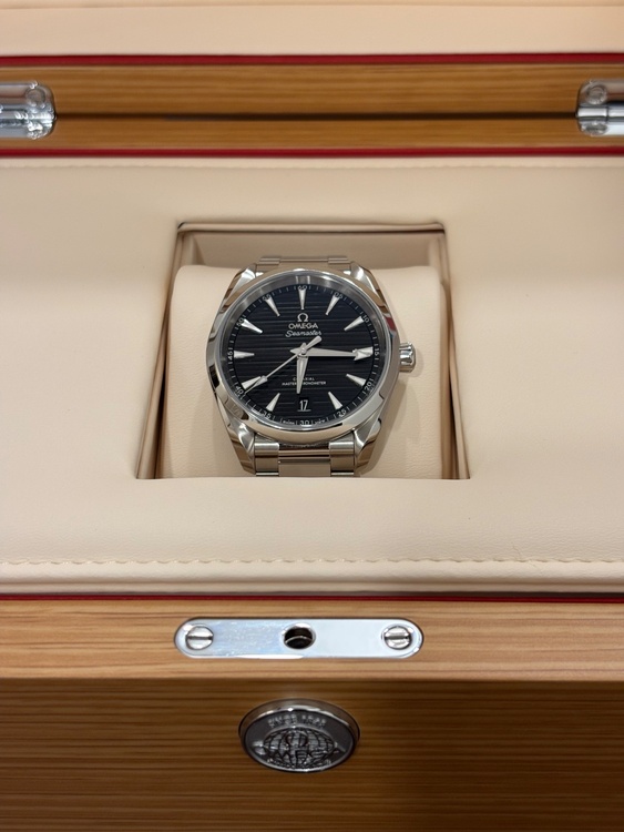 シーマスターアクアテラ（高級時計）の商品画像 - 査定依頼日：2026年3月20日 - 最高査定価格：620,000円